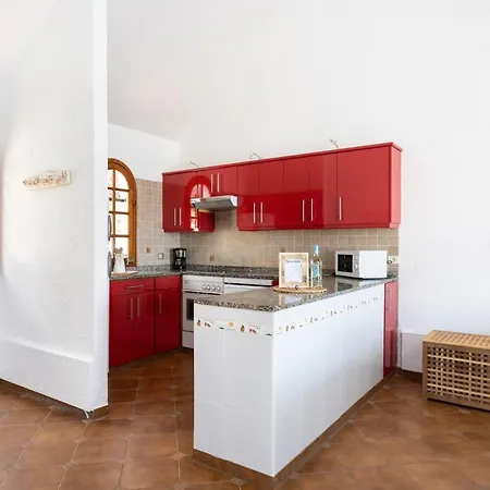 Casa Limon - Ocean View - Bbq - Garden - Terrace - Free Wifi - Child & Pet-friendly - 2 Bedrooms - 6 People * Poris de Abona