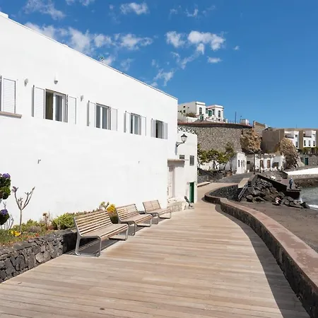Casa Limon - Ocean View - Bbq - Garden - Terrace - Free Wifi - Child & Pet-Friendly - 2 Bedrooms - 6 People Holiday home Poris de Abona